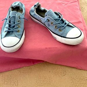 Woman’s Converse All Star 8